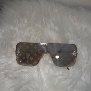 LV sunglasses (not real)